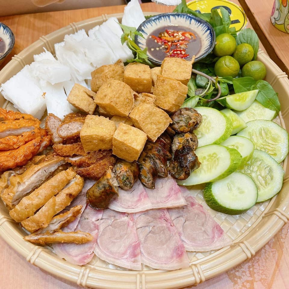 top-7-quan-bun-dau-mam-tom-ngon-va-noi-tieng-tai-ha-noi-3